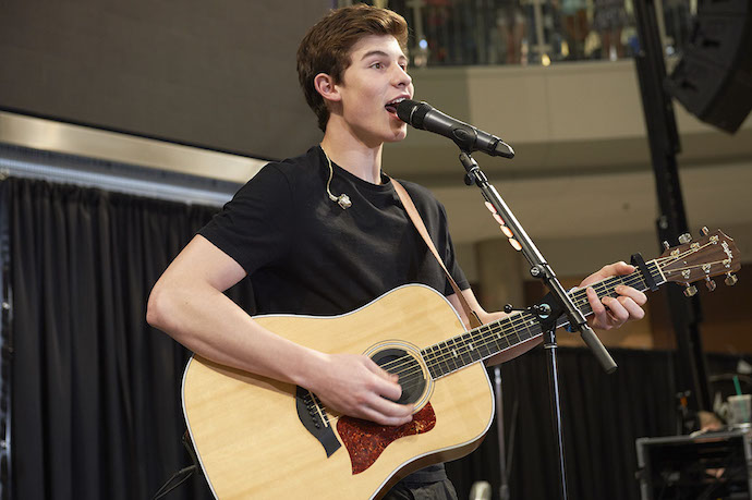 55425 Mall of America Shawn Mendes Music